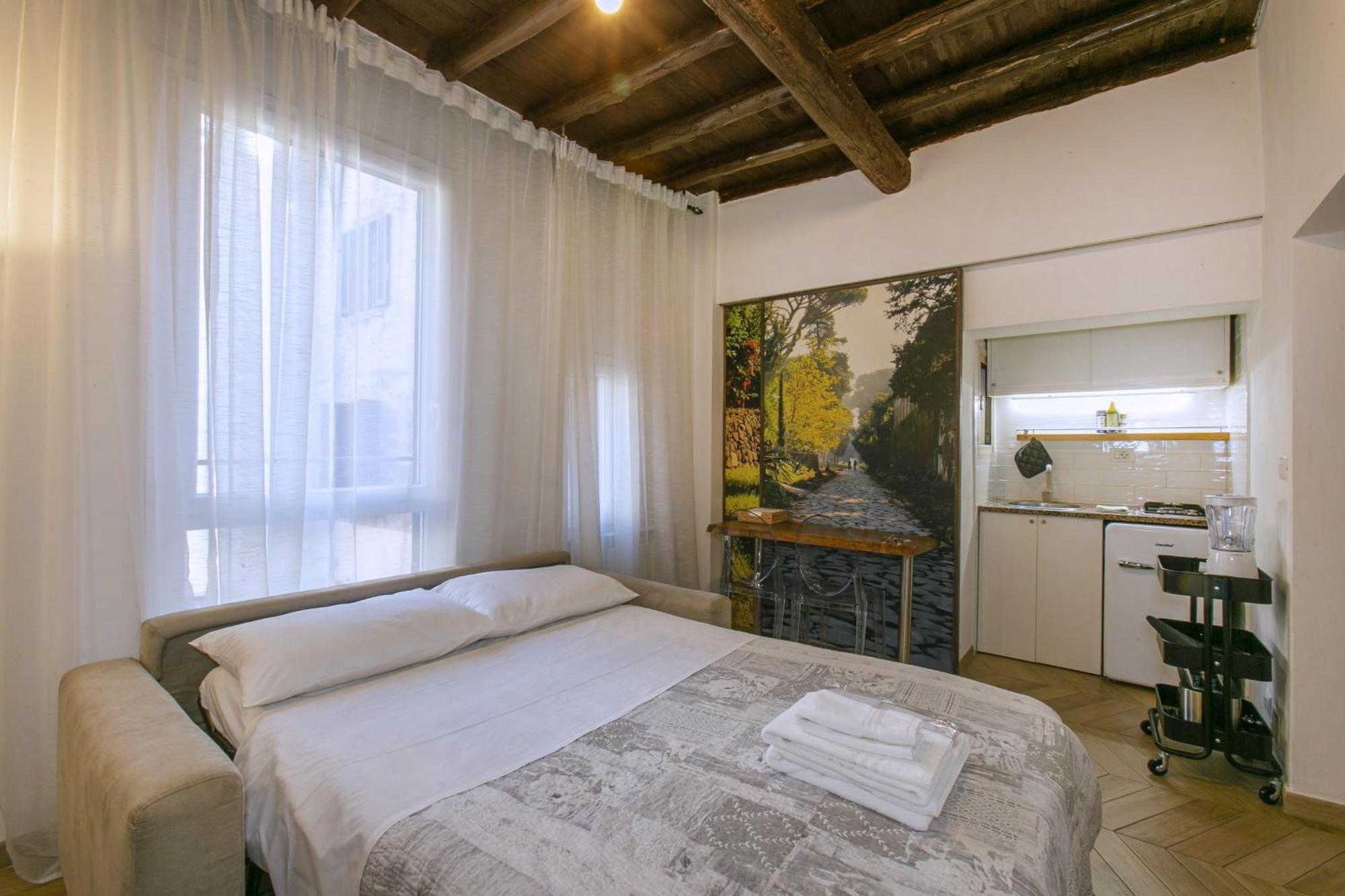 Trevi Little Palace #3 Rom