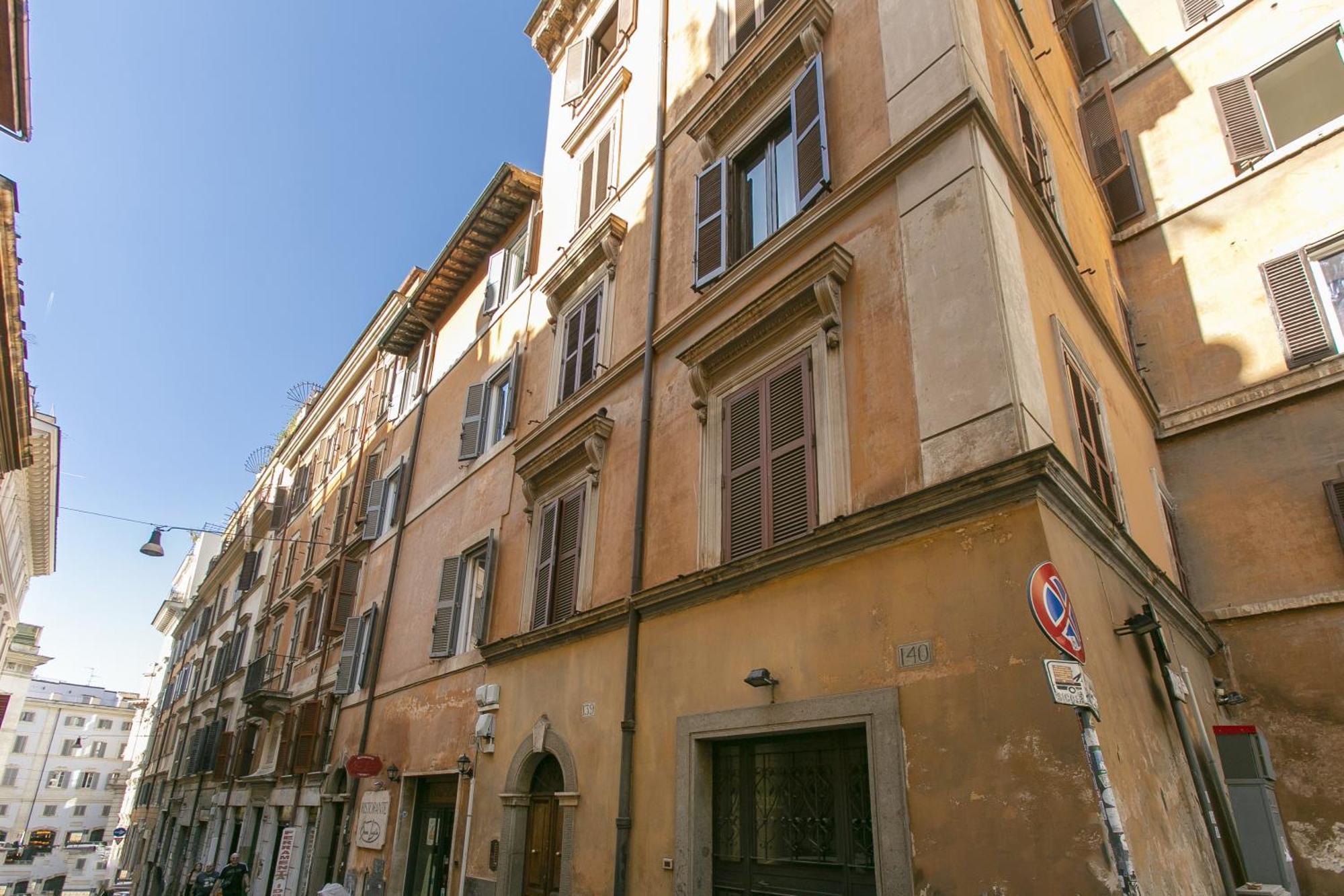 Trevi Little Palace #3 * Rom